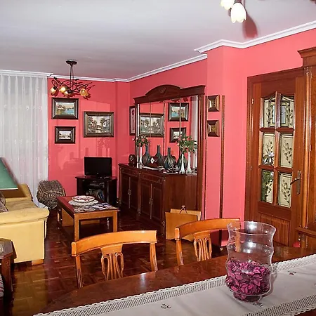 Duplex Centro-playa, Tranquilo Y Con Garaje Appartement Llanes